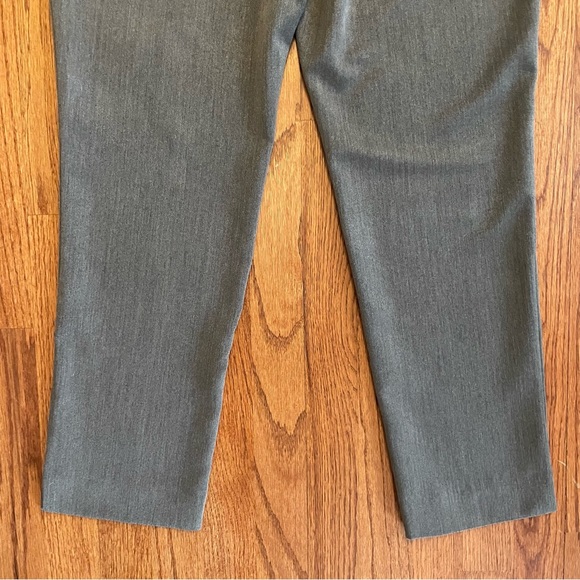 NWT Ellen Tracy Gray Modern Slim Mid Rise Side Zip Ankle Pants size 10 - Picture 8 of 12
